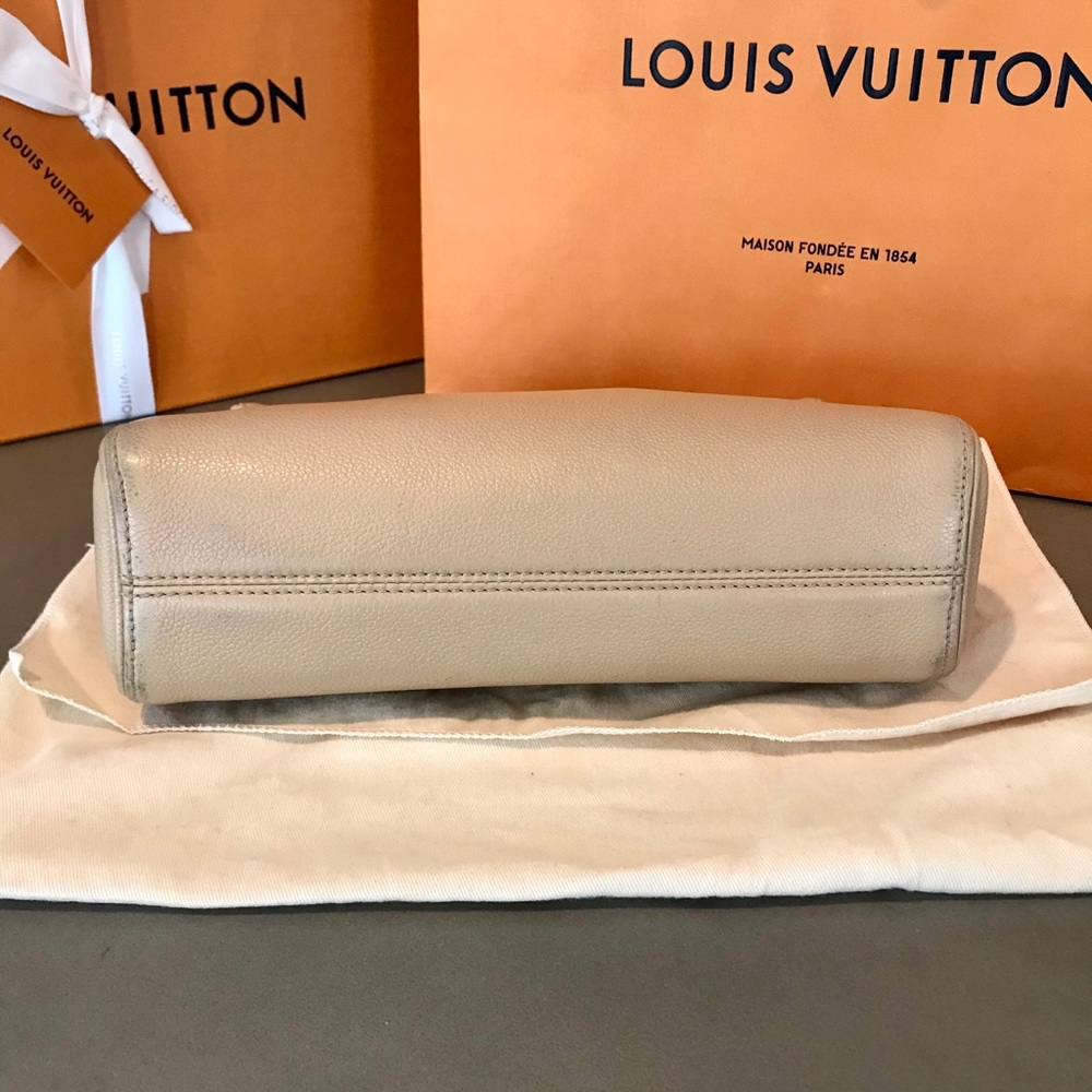 LOUIS VUITTON Saint Germain PM Leather Shoulder Bag - Picture 10 of 16
